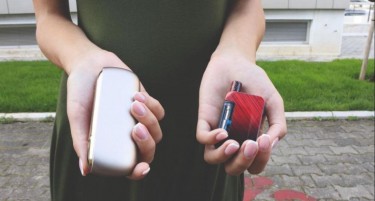 Кои се разликите помеѓу уредите за загревање на тутунот и електронските цигари?