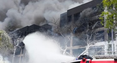 ПРОНАЈДЕНИ 30 ТЕЛА НА ПАТНИЦИТЕ ВО АВИОНОТ НА ЕР ИНДИЈА - дел од повредените се пренесени во најблиските болници