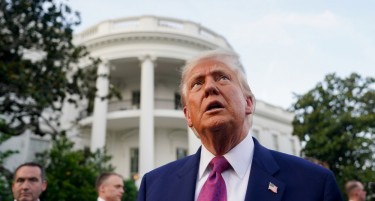 ТРАМП ВЕЛИ ДЕКА ИРАНЦИТЕ ПОСАКУВАЛЕ СМРТ НА ИЗРАЕЛ И АМЕРИКА: Кажа дали ќе го нападне Иран