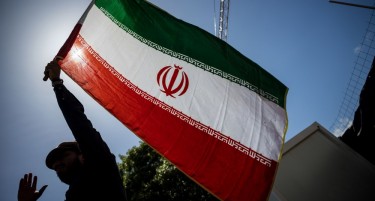 НА ИЗРАЕЛ МУ СНЕМУВА РАКЕТИ, МОЖНО Е ВКЛУЧУВАЊЕ НА САД ВО ВОЈНАТА: Аналитичарот Огорец зборува за евентуална ескалација