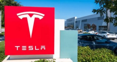 Тесла бележи седми последователен пад во Европа, додека BYD вртоглаво расте