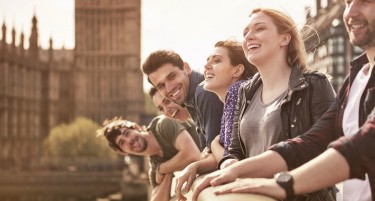 Во Истанбул, бидете внимателни со таксистите, а во Тајланд лесно може да останете без сместување: Популарни дестинации каде што туристите најчесто се измамени