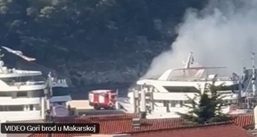 СЕ ЗАПАЛИ ТУРИСТИЧКИ БРОД ВО МАКАРСКА - две лица се повредени во пожарот