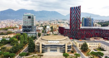 НАВАЛИЈА ВО АЛБАНИЈА: Странците купуваат имоти кај западниот сосед