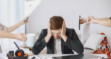 РАБОТА ПОД ПРИТИСОК: Kaко работниците се справуваат со овој предизвик?