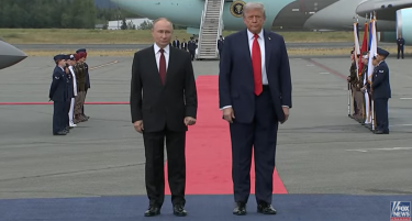 Средбата меѓу Трамп и Путин сепак нема да биде „еден на еден“