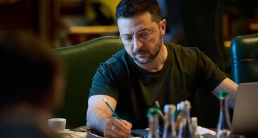 Трамп го зголемува притисокот врз Зеленски пред неговото повторно доаѓање во Белата куќа