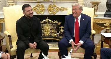 „РУСИЈА Е „ХАРТИЕН ТИГАР“: Трамп по средбата со Зеленски вели дека Киев може да си ја врати цела Украина