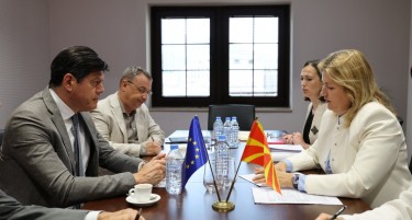 Средба Божиновска-Рокас: Поддршка од ЕУ за ефикасна енергетска политика