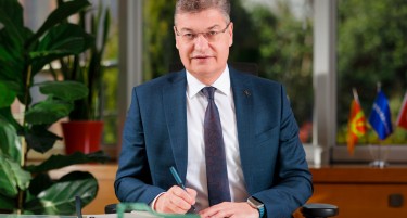 Билал Суџубаши по осум години на чело на Халкбанк АД Скопје заминува на нова функција