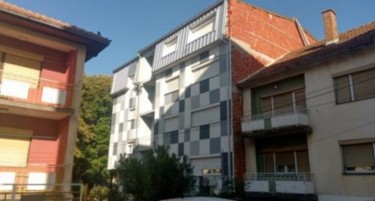 СТАНОВИ И ДЕЛОВЕН ПРОСТОР ВО СТРУМИЦА, НО И ВИКЕНДИЦА ВО СУВИ ЛАКИ „НА РАСПРОДАЖБА“ – еве дел од имотот кој може да се откупи од банките