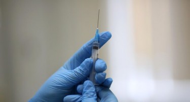 Руска вакцина против рак подготвена за употреба