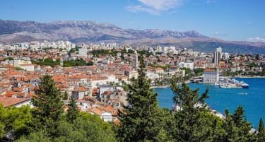 СТАН ОД САМО 38 КВАДРАТИ, СЕ ПРОДАВА ЗА „САМО“ 150 ИЛЈАДИ ЕВРА: Лоциран на Халкидики на 400 метри од плажа, лавина реакции на граѓаните