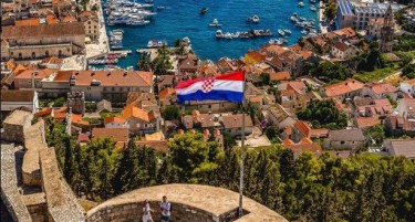 НАСПРОТИ ОЧЕКУВАЊАТА: хрватскиот туризам во минус - кој најмногу им „сврте грб“