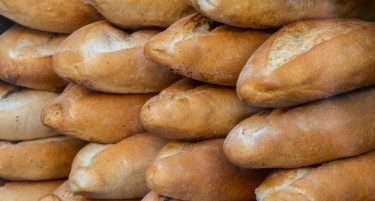 ЦЕНАТА НА ЛЕБОТ НЕМА ДА СЕ ЗГОЛЕМИ - не се очекува раст ниту кај пченицата и маслото