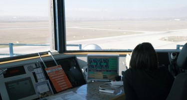 Поништена забраната, контролорите на летови ќе може да штрајкуваат