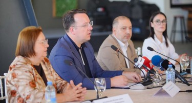 Николоски: Бележиме раст од 6,1 процент во транспортниот сектор и обезбедуваме континуирана подршка на превозниците