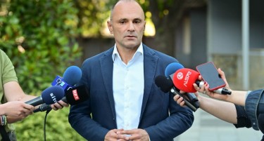 (ВИДЕО) Филипче до Бранко Црвенковски: Или си СДСМ, или не си