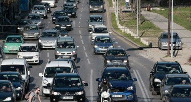 Продажба на автомобили во Европа: Кои брендови растат, а кои опаѓаат?