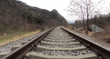 ДО СОЛУН ЗА СААТ И ПОЛ, ДО АТИНА ЗА 4: Значително ќе се намали времето на патување со брзата пруга