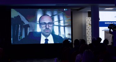 „Да размислуваме европски – и да не ја изгубиме визијата за обединета Европа“- порача Блаж Бродњак, Главен извршен директор на НЛБ Групација на берзанската конференција во Охрид