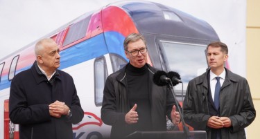 Вучиќ ја отвора брзата железница Нови Сад-Суботица. Возовите ќе сообраќаат со брзина до 200 км/ч