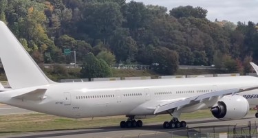 НИКАКО ДА ПУШТИ КРИЛЈА. Боинг 777X нема да полета до 2027 година