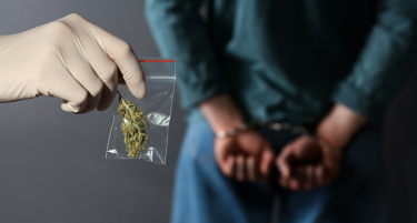 ПРОДАВАЛ МАРИХУАНА: Грк уапсен во Охрид