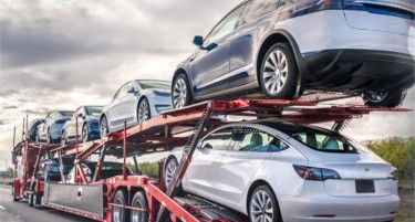 Поднесени кривични пријави за криумчарење на луксузни автомобили од странство и фалсификување исправи