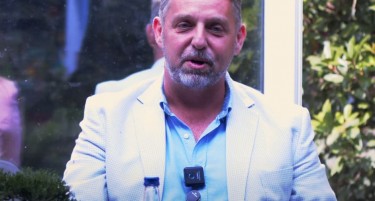 „Затворени фиоки, склучување договори во четири очи со привилигирани поединци, ќе завршат еднаш засекогаш“: Разговор со Сотир Лукровски