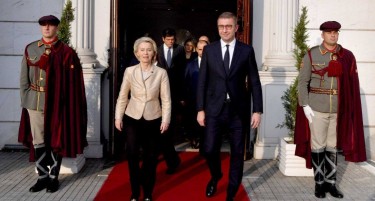 ФАКТОР НА ДЕНОТ: Фон дер Лајен потсети дека Македонија треба да направи уставни измени