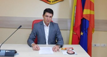 И ТРПКОВСКИ СЕ ЗБОГУВА ОД ОПШТИНСКИТЕ РАБОТНИЦИ: По три мандати, градоначалникот на Сопиште заминува од градоначалничкото столче