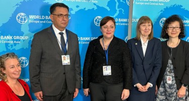 „Светската банка го поздрави напредокот на Македонија“: Димитриевска-Кочоска на годинешните средби на СБ и ММФ во Вашингтон