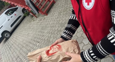 Црвениот крст на Македонија и Жито Лукс со хуманитарна акција „Подарено од срце“ по повод Светскиот ден на лебот – 16 октомври