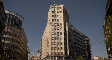 Дел од Палатата Албанија е на продажба: Колку чини квадрат?