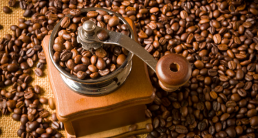 Зошто цените на кафето Арабика се движат кон рекорд?