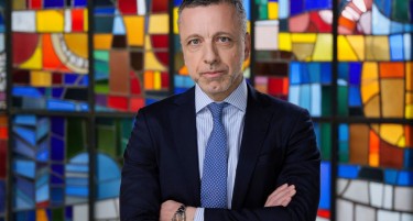 НОВИНА ВО УПРАВНИОТ ОДБОР НА СТОПАНСКА БАНКА - Илијас Пападопулос е новиот Генерален директор за оперативни работи