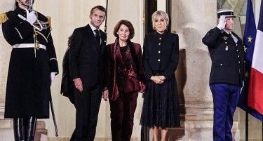 Сиљановска-Давкова: Во Договорот со Бугарија нема член за промена на Уставот