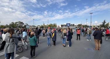 НА ГОДИШНИНТАТА ОД ТРАГЕДИЈАТА: Во Нови Сад нема вода, а некаде нема ни струја