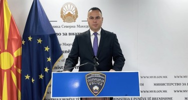 ВИДЕО: Сликал гласачко ливче, имало партиски активности во штабови: МВР констатираше прекршувања на изборниот молк