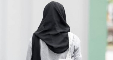 Врховниот суд потврди, хиџабот забранет во училиштата во Косово