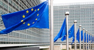 ФАКТОР НА ДЕНОТ: СДСМ ја критикува власта поради извештајот на ЕК, од ВМРО-ДПМНЕ го обвинија Филипче дека игра бугарско сценарио