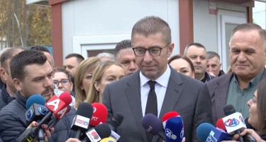 „ПРВО ПАРТИСКИ КОНГРЕС ПА РЕКОНСТРУКЦИЈА“: Мицкоски вели дека има високо мислење за Беким Сали, но Вреди нема да добие министерско столче повеќе