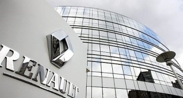 Почина долгогодишниот директор на Рено, Луј Шварцер: Тој го направи сојузот со Нисан