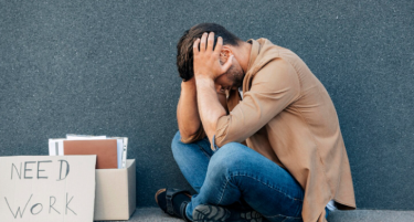 Во кои делови на Европа има најмногу долгорочно невработени лица?