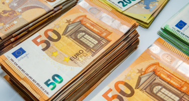 ЛУКСЕМБУРГ Е ЛИДЕР: Во кои други европски земји најмногу се зголемија платите?