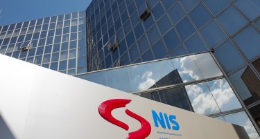 Рафинеријата утре престанува со работа: Сè уште нема одлука за НИС, Вучиќ свика итен состанок