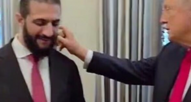 (ВИДЕО) Трамп го праша сирискиот лидер колку жени има, но и го прсна со парфем