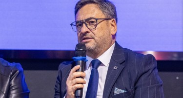 „Она што ќе го договорат работодавачите и синдикатите, Владата ќе го испочитува“: Ристески за растот на минималецот