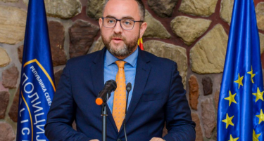 ТОШКОВСКИ ЗАВРШИЛ НА КЛИНИКА, МУ ПРАВЕЛЕ ОПЕРАЦИЈА: „Се чувствувам стабилно“